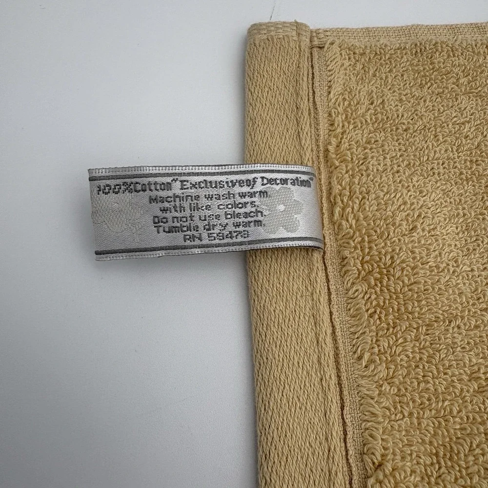 Earl & Wilson Butter Yellow Hand Towels Set Of 4 Luxurious Soft Vintage